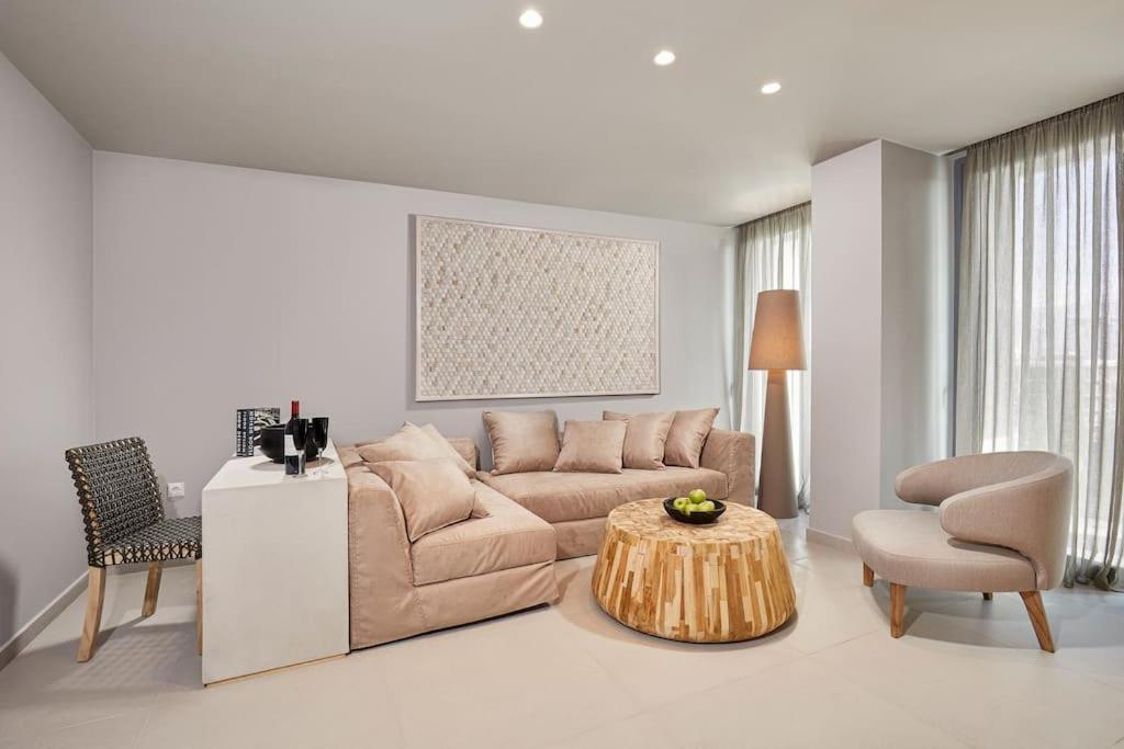 Cw Riviera Apartment *